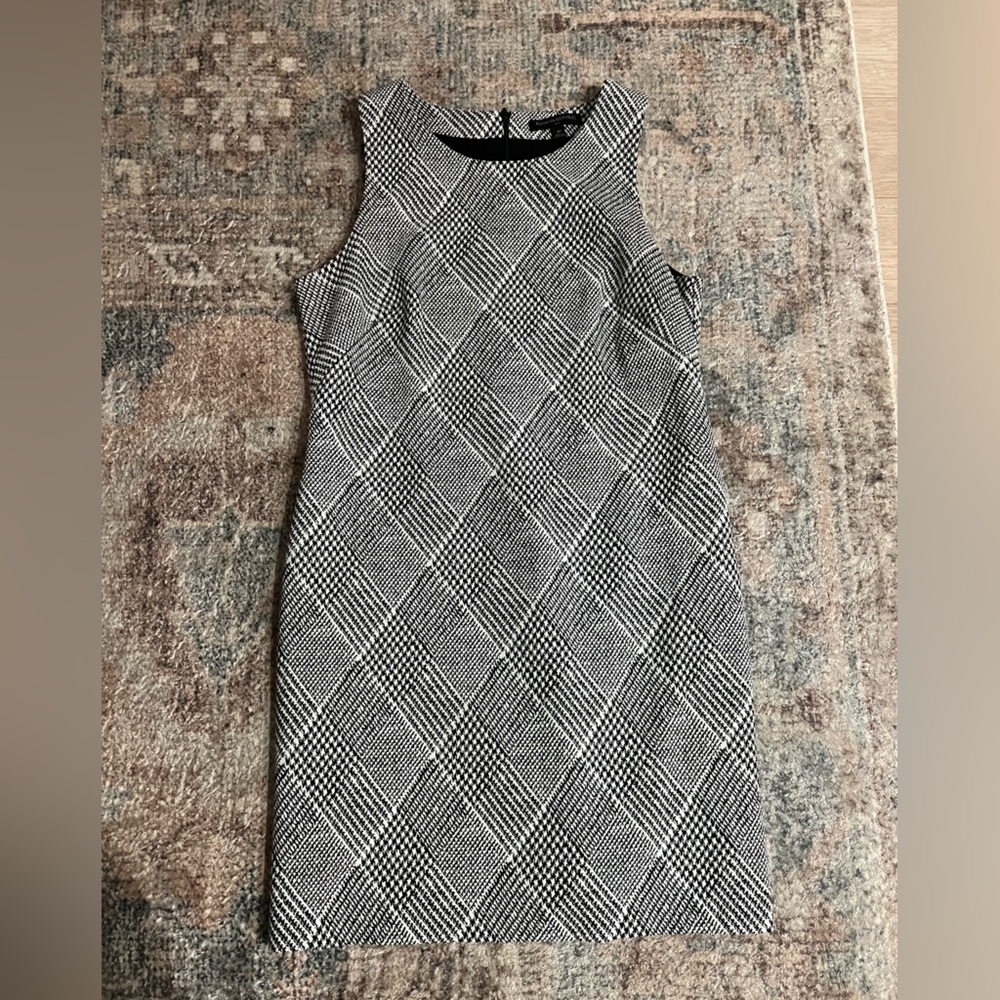 Banana Republic Black and White Patterned Dress